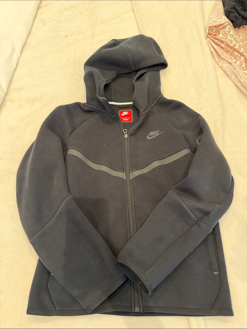 Nike Tech Boys size Large